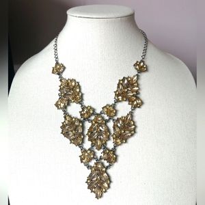 NWT Thalia Sodi Bib Statement Necklace